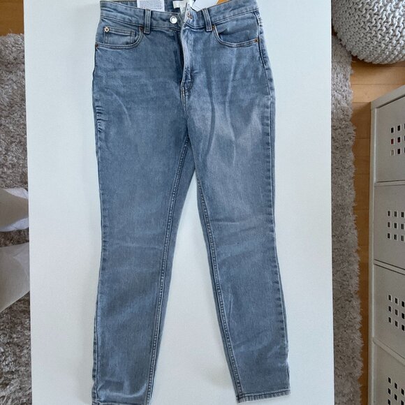 H&M Skinny Jeans - Picture 1 of 3